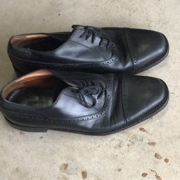 Men’s dress shoes - Picture 2 of 3
